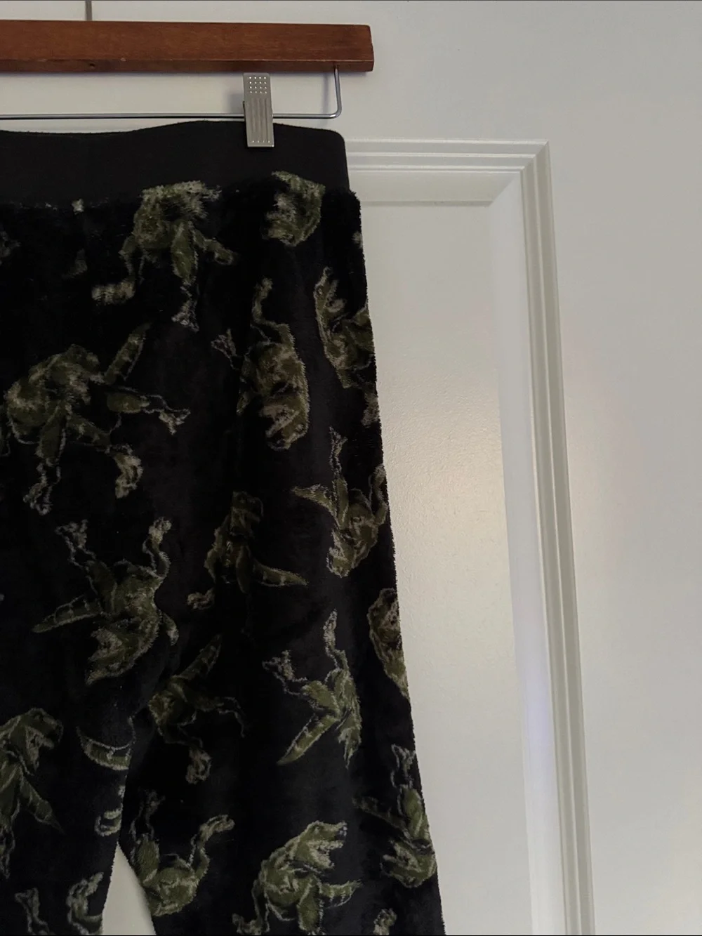 NWOT Wonder Nation Kids Green Dinosaur Fuzzy Pajama Pants XXL ( 16 )